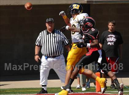 Thumbnail 1 in Thomas Jefferson vs. Cleveland Glenville (Friends of Coal Classic) photogallery.