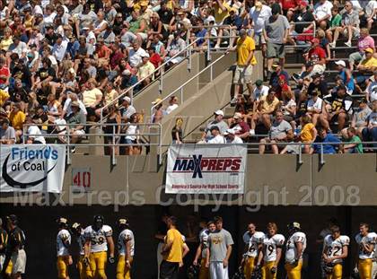 Thumbnail 1 in Thomas Jefferson vs. Cleveland Glenville (Friends of Coal Classic) photogallery.