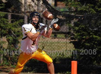 Thumbnail 3 in Thomas Jefferson vs. Cleveland Glenville (Friends of Coal Classic) photogallery.