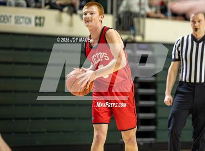 Thumbnail 2 in South Webster vs. Notre Dame (OHSAA DVII Regional Final) photogallery.