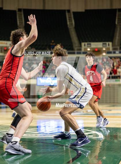 Thumbnail 2 in South Webster vs. Notre Dame (OHSAA DVII Regional Final) photogallery.