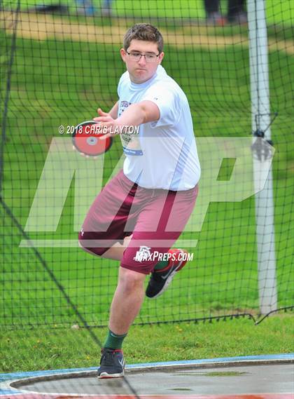 Thumbnail 2 in 51st Annual Loucks Games (Mens Discuss Throw) photogallery.