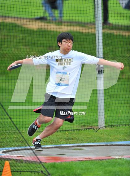 Thumbnail 2 in 51st Annual Loucks Games (Mens Discuss Throw) photogallery.