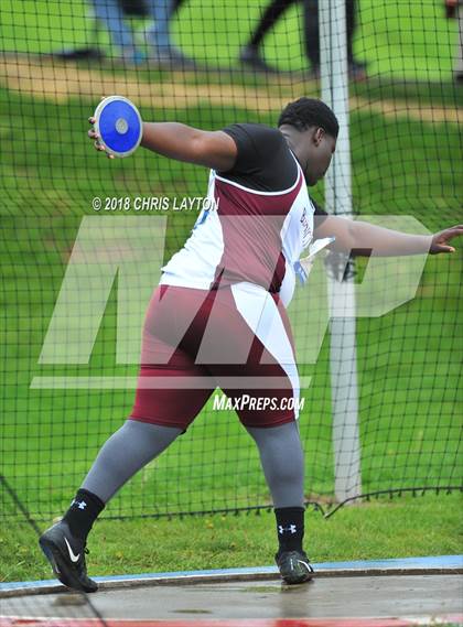 Thumbnail 1 in 51st Annual Loucks Games (Mens Discuss Throw) photogallery.
