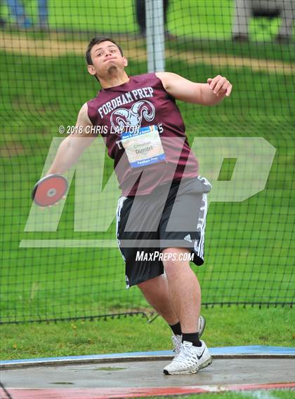 Thumbnail 2 in 51st Annual Loucks Games (Mens Discuss Throw) photogallery.