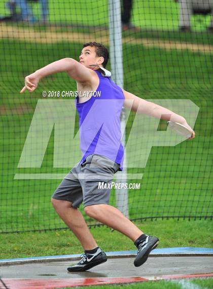 Thumbnail 3 in 51st Annual Loucks Games (Mens Discuss Throw) photogallery.