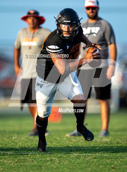 Thumbnail 3 in Somerset @ Medina Valley (Scrimmage) photogallery.