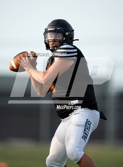 Thumbnail 2 in Somerset @ Medina Valley (Scrimmage) photogallery.