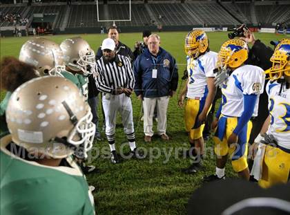 Thumbnail 3 in Grant vs. Poly (CIF State Open Bowl Final) photogallery.