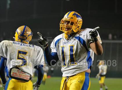 Thumbnail 2 in Grant vs. Poly (CIF State Open Bowl Final) photogallery.