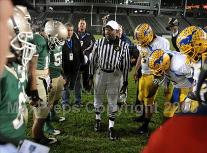 Thumbnail 3 in Grant vs. Poly (CIF State Open Bowl Final) photogallery.