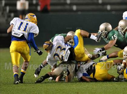 Thumbnail 2 in Grant vs. Poly (CIF State Open Bowl Final) photogallery.