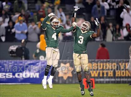 Thumbnail 2 in Grant vs. Poly (CIF State Open Bowl Final) photogallery.