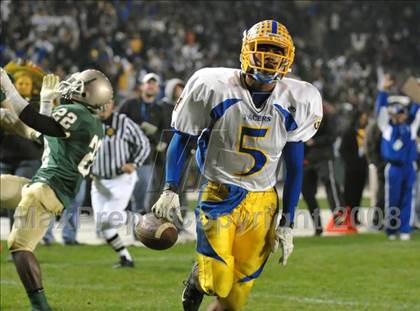 Thumbnail 3 in Grant vs. Poly (CIF State Open Bowl Final) photogallery.