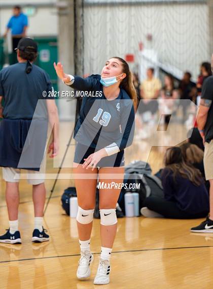 Thumbnail 3 in Mater Dei Catholic vs Granite Hills (Southern California Invitational) photogallery.