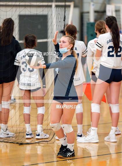 Thumbnail 2 in Mater Dei Catholic vs Granite Hills (Southern California Invitational) photogallery.