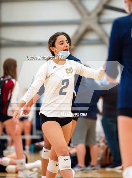 Thumbnail 1 in Mater Dei Catholic vs Granite Hills (Southern California Invitational) photogallery.