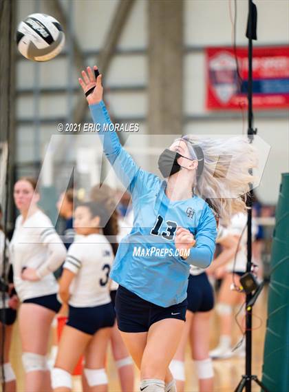 Thumbnail 1 in Mater Dei Catholic vs Granite Hills (Southern California Invitational) photogallery.