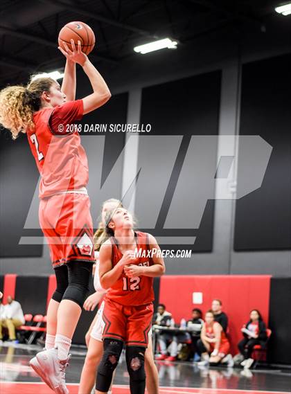 Thumbnail 3 in Mater Dei @ Cherry Creek (Nike Tournament of Champions) photogallery.