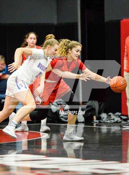 Thumbnail 1 in Mater Dei @ Cherry Creek (Nike Tournament of Champions) photogallery.