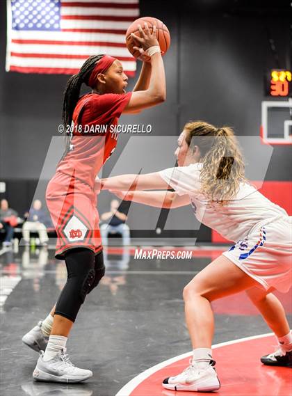 Thumbnail 3 in Mater Dei @ Cherry Creek (Nike Tournament of Champions) photogallery.
