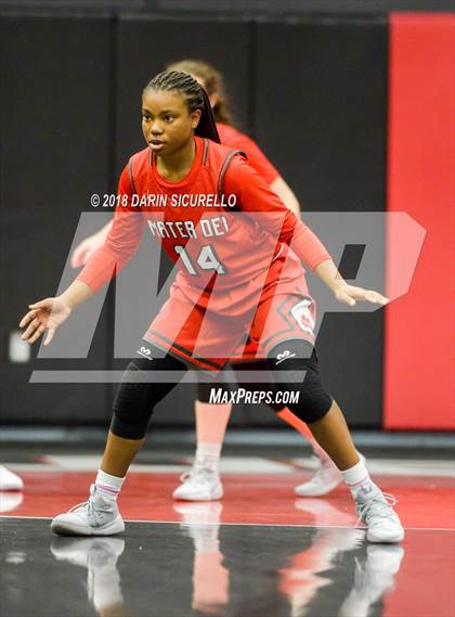 Thumbnail 2 in Mater Dei @ Cherry Creek (Nike Tournament of Champions) photogallery.