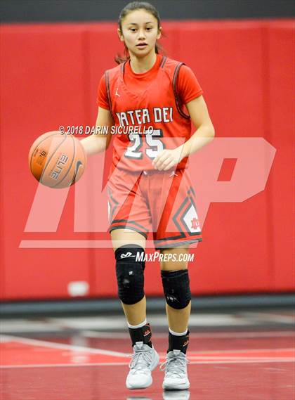 Thumbnail 2 in Mater Dei @ Cherry Creek (Nike Tournament of Champions) photogallery.