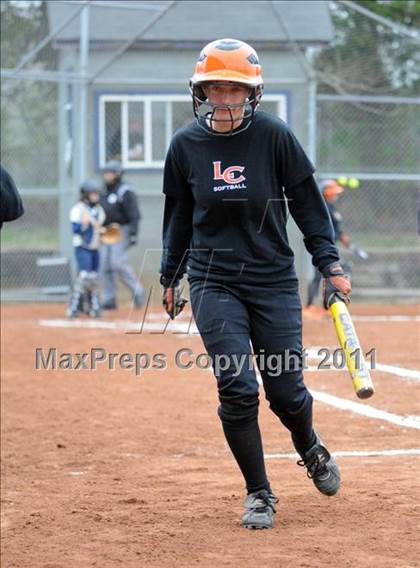 Thumbnail 2 in Anderson County vs. Lenoir City (AC Invitational) photogallery.
