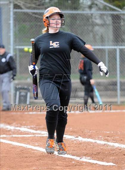 Thumbnail 1 in Anderson County vs. Lenoir City (AC Invitational) photogallery.