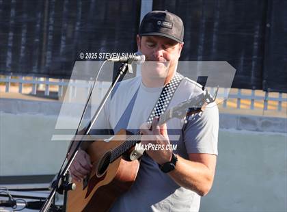 Thumbnail 2 in La Jolla Varsity vs. Alumni (Guys) photogallery.