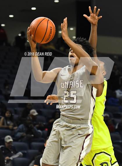 Thumbnail 3 in Orr vs. Sunrise Christian Academy (Chicago Elite Classic) photogallery.
