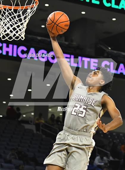 Thumbnail 2 in Orr vs. Sunrise Christian Academy (Chicago Elite Classic) photogallery.