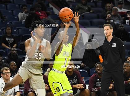 Thumbnail 2 in Orr vs. Sunrise Christian Academy (Chicago Elite Classic) photogallery.
