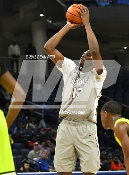 Thumbnail 1 in Orr vs. Sunrise Christian Academy (Chicago Elite Classic) photogallery.