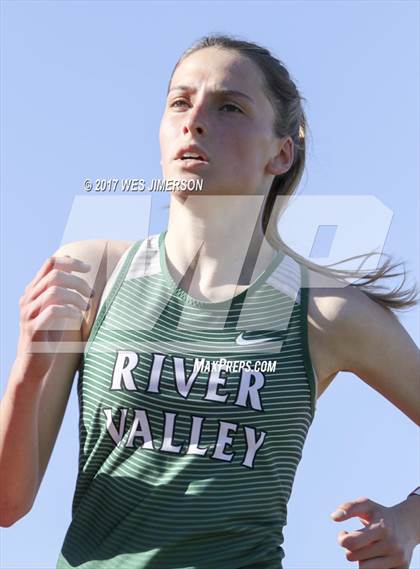 Thumbnail 3 in Sac Joaquin Section Finals photogallery.