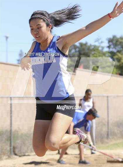 Thumbnail 2 in Sac Joaquin Section Finals photogallery.