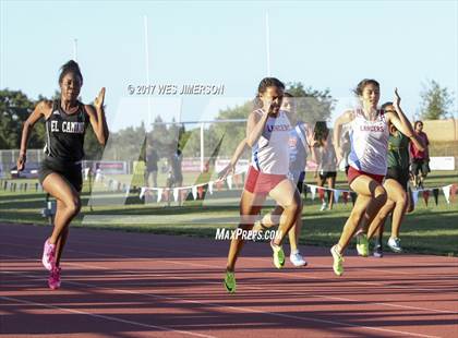 Thumbnail 1 in Sac Joaquin Section Finals photogallery.