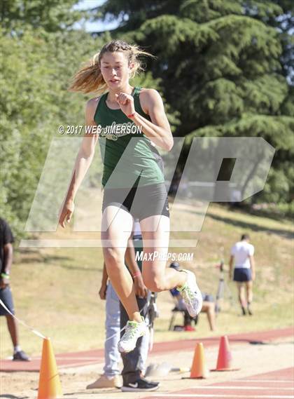 Thumbnail 1 in Sac Joaquin Section Finals photogallery.