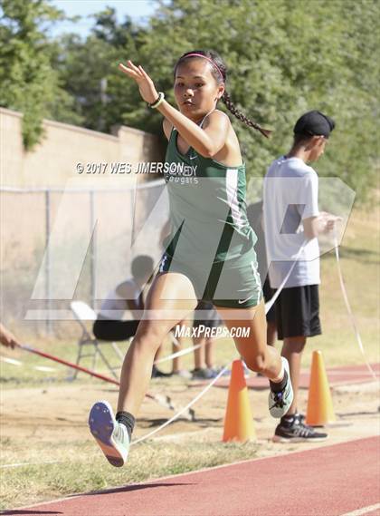 Thumbnail 3 in Sac Joaquin Section Finals photogallery.
