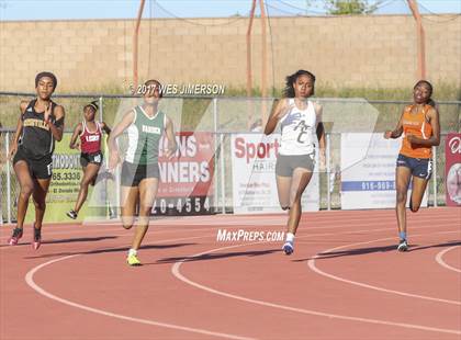 Thumbnail 2 in Sac Joaquin Section Finals photogallery.