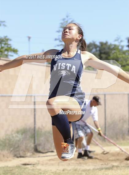 Thumbnail 3 in Sac Joaquin Section Finals photogallery.