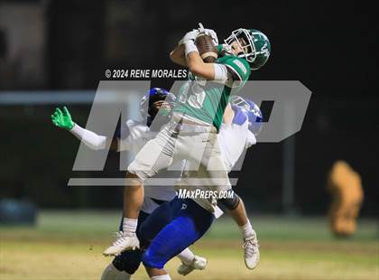 Thumbnail 3 in Palisades vs Eagle Rock (CIF LACS D1 Semi-Final) photogallery.