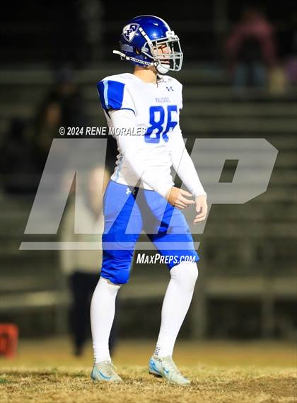 Thumbnail 2 in Palisades vs Eagle Rock (CIF LACS D1 Semi-Final) photogallery.