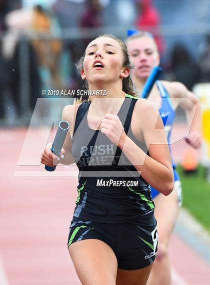 Thumbnail 1 in RH Comet Relays photogallery.