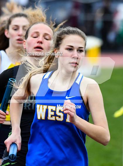 Thumbnail 1 in RH Comet Relays photogallery.