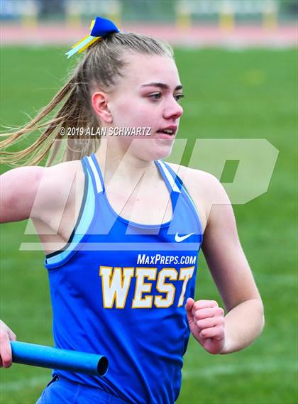 Thumbnail 1 in RH Comet Relays photogallery.