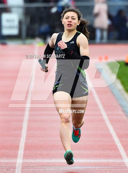 Thumbnail 2 in RH Comet Relays photogallery.