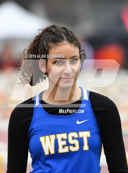 Thumbnail 2 in RH Comet Relays photogallery.