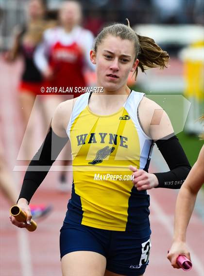 Thumbnail 1 in RH Comet Relays photogallery.