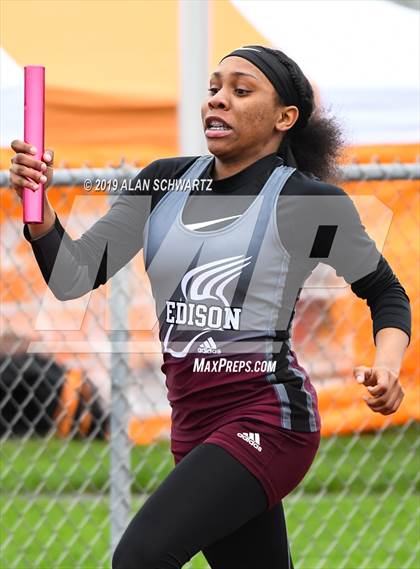 Thumbnail 2 in RH Comet Relays photogallery.
